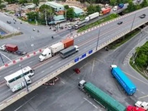Tin tức sáng 17-7: Chuẩn bị đầu tư loạt cầu vượt thép ở TP.HCM; Rà soát nước sạch tại 54 xã và đặc khu