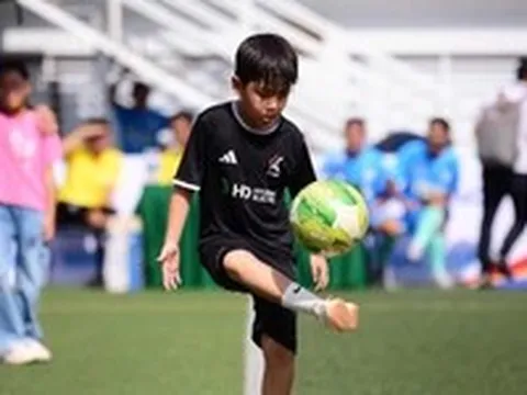 Mãn nhãn 'Cuộc thi tâng bóng' tại Giải bóng đá công nhân, viên chức Việt Nam 2026