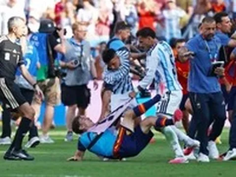 Tiền vệ Argentina bị chê bai vì hành vi xấu sau trận chung kết World Cup 2026