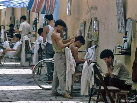 Hà Nội thời vắng khách Tây và nay qua cùng góc ảnh