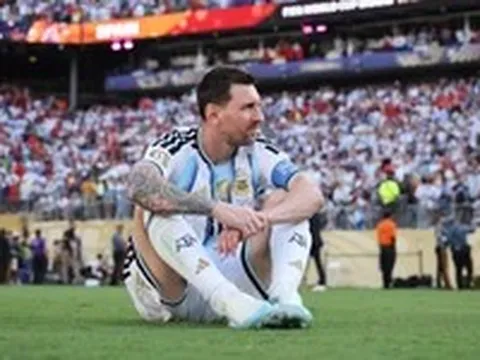 Messi có thể phải đấu cho Inter Miami, không về Argentina dự ngày lễ tôn vinh