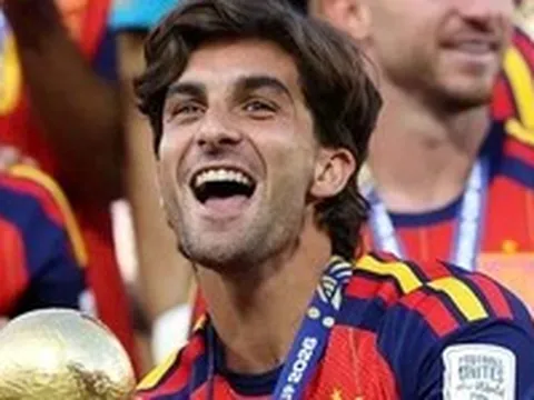 Gu thời trang của Ferran Torres, người hùng đưa Tây Ban Nha vô địch World Cup