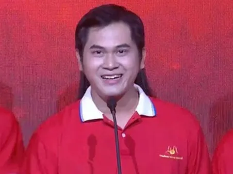 CEO bất động sản, bác sĩ lọt Top 32 'Chuông vàng vọng cổ'