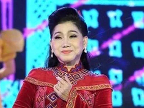 Giám khảo Chuông vàng vọng cổ Phượng Loan: Có ai ép tôi đâu?