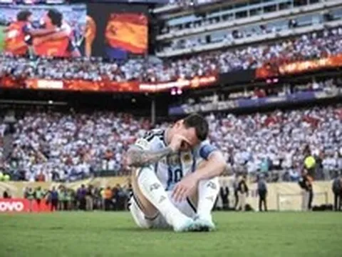 Tương lai ảm đạm chờ đợi bóng đá Argentina