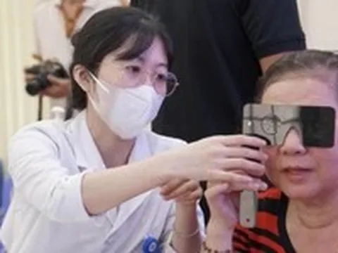 Tăng dân số cơ học sau sáp nhập, TP.HCM nỗ lực nâng cao năng lực trạm y tế cấp xã