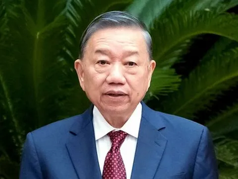 Bế mạc Hội nghị Trung ương 3: Chuyển ngay sự thống nhất về chủ trương thành thống nhất trong hành động