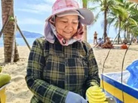 Nha Trang nói gì về clip thu giữ gánh hàng rong của bà bán trái cây 'nổi tiếng'?
