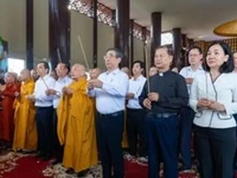 Lễ tưởng niệm các anh hùng liệt sĩ ở Học viện Phật giáo Việt Nam tại TP.HCM