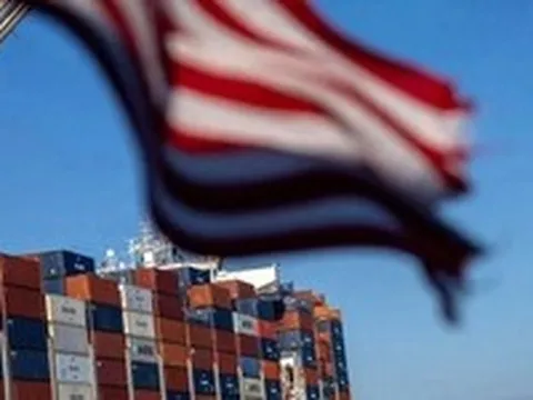 Vụ ông Trump áp thuế quan mới với 60 đối tác toàn cầu: 2 doanh nghiệp Mỹ khởi kiện
