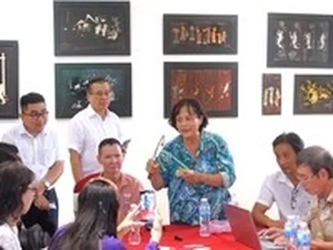 Nghe chuyện nghề sơn mài nhân triển lãm 'Chu tất bình dân'