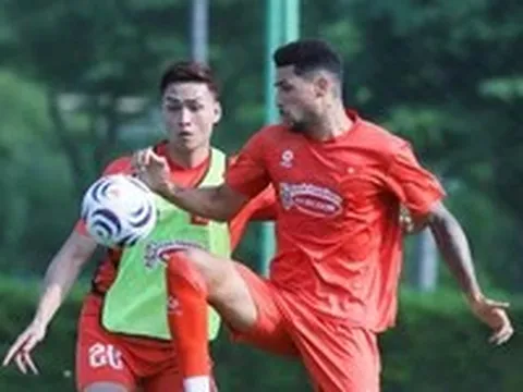 Tuyển Việt Nam làm gì để ngăn 'cây sào' 1m96 của Indonesia ghi bàn?