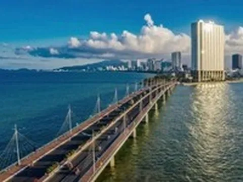 Mở đường bay thẳng Cam Ranh - Đồng Hới, tần suất 3 chuyến tuần