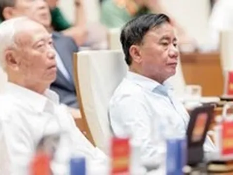 Bộ Chính trị: Sẽ thí điểm cơ chế Nhà nước mua lại dự án nhà ở thương mại không còn khả năng thực hiện
