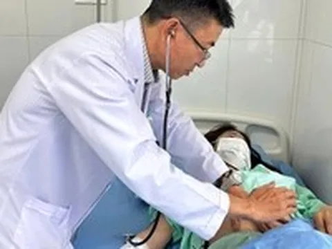 Bộ Y tế yêu cầu điều tra nguyên nhân khiến 84 người nhập viện sau khi ăn bánh mì thịt nướng - pate