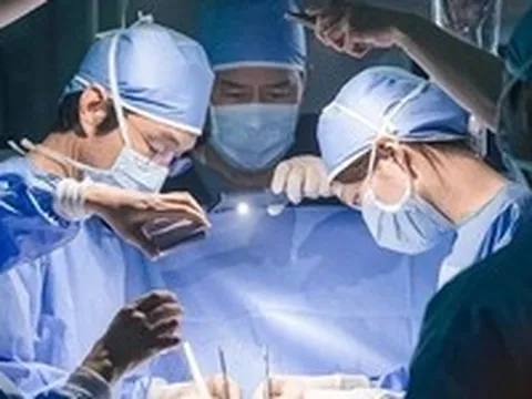 Sự cố y khoa: Khi nào người bệnh được bồi thường, bác sĩ được bảo vệ?