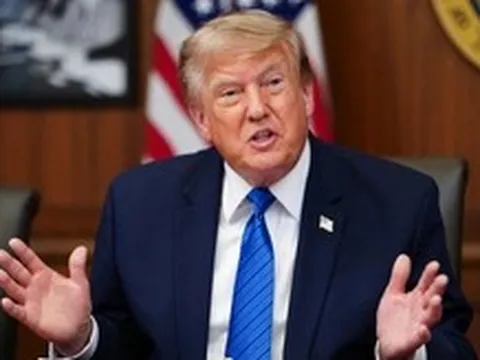 Cuộc họp nội các thứ 13 của ông Trump