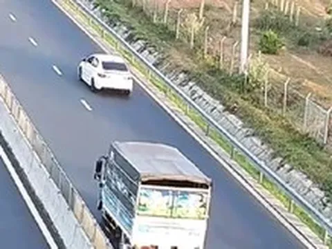 Xử phạt nữ tài xế lùi xe trên cao tốc Vĩnh Hảo - Phan Thiết