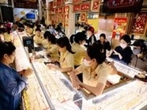 Mỹ - Israel tạm hoãn tấn công Iran, giá vàng tuần này sẽ ra sao?