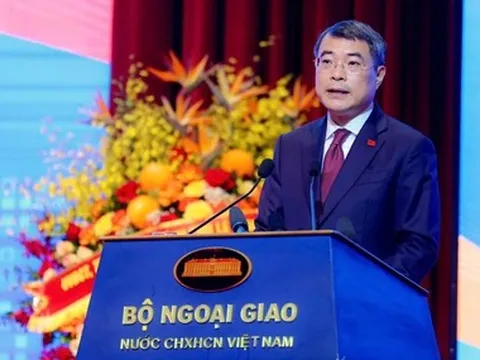 Thủ tướng Lê Minh Hưng yêu cầu sớm thí điểm cơ chế đại sứ, đặc phái viên về công nghệ