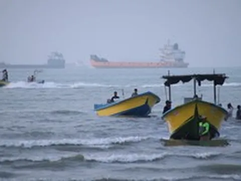 Iran cân nhắc để châu Âu tham gia rà phá thủy lôi tại eo biển Hormuz?