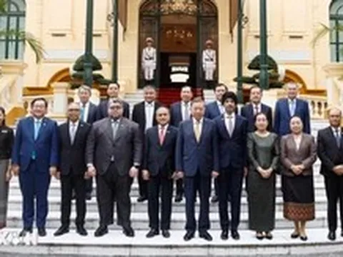Với Việt Nam, ASEAN là đại gia đình gần gũi, các láng giềng rất thân thiết
