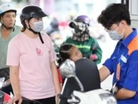 Đồng loạt giảm giá xăng dầu từ 15h ngày 6-8