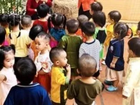 Mua đồng phục ngủ, người nói hợp lý người kêu 'vẽ vời'