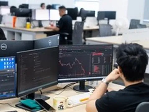 Chứng khoán 7-8: VN-Index bước vào nhịp tích lũy, ưu tiên giữ tiền hay cổ phiếu?