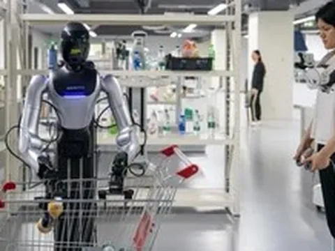 Robot cũng phải 'đi học', thi lấy chứng chỉ trước khi đi làm