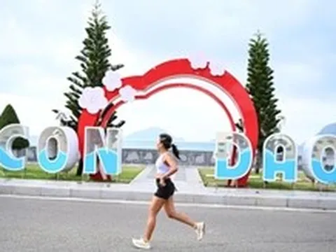 Chạy qua những cung đường đẹp của Côn Đảo