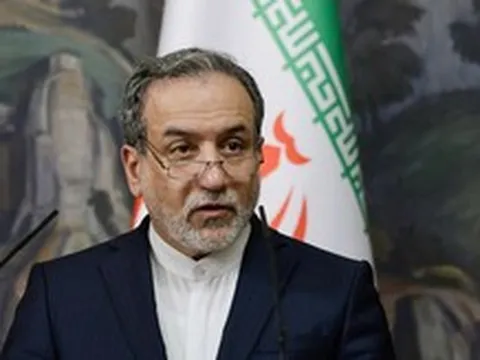 Iran nêu điều kiện nối lại đàm phán với Mỹ và mở eo biển Hormuz