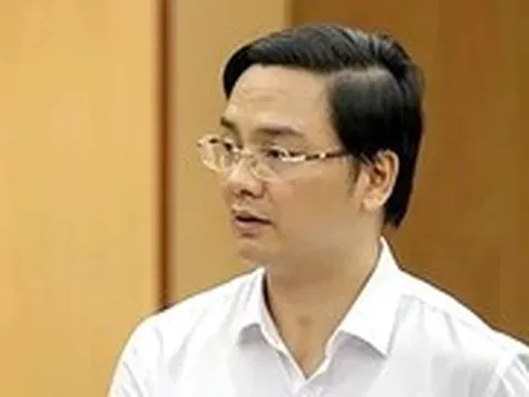 Tạm đình chỉ công tác Giám đốc Sở GD-ĐT tỉnh Tuyên Quang Vũ Đình Hưng