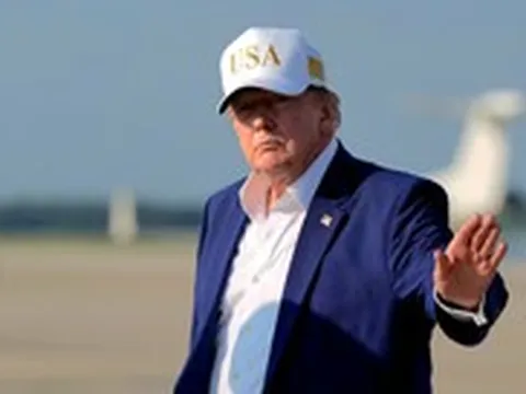 Hé lộ kế hoạch nghi binh bí mật đưa ông Trump rời Thổ Nhĩ Kỳ an toàn