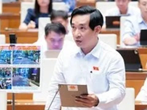 Đại biểu Nguyễn Văn Cảnh: Luật Phát triển đô thị cần có nội dung dạy trẻ biết chào người lớn