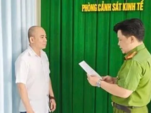 Khởi tố phó giám đốc công ty trốn thuế hơn 1 tỉ đồng