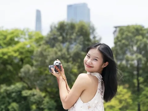 Dinh Độc Lập thu 500.000 đồng với khách mang máy ảnh