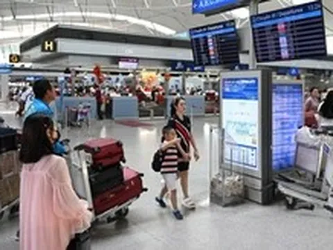 Vì sao giá vé máy bay đi Singapore, Thái Lan giảm sâu trong tháng 8 và 9?