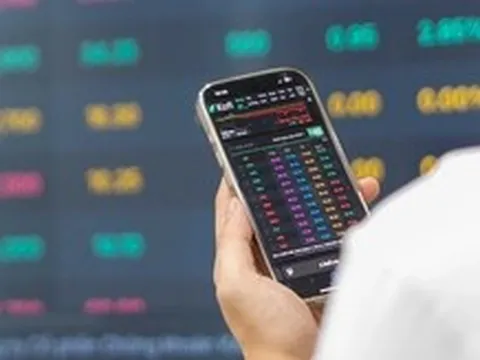 Nhóm Vingroup và cổ phiếu nhà nước giúp VN-Index tăng gần 20 điểm