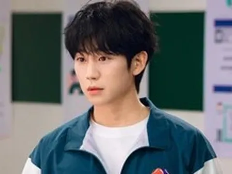 Phong cách của 'em trai quốc dân' Jung Hae In
