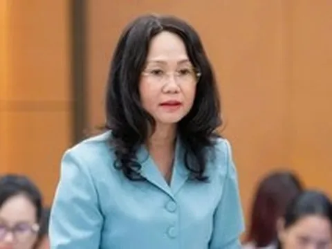 Bộ trưởng Lâm Thị Phương Thanh nói về '3 lớp' kiểm soát sách về lịch sử cách mạng, lãnh tụ