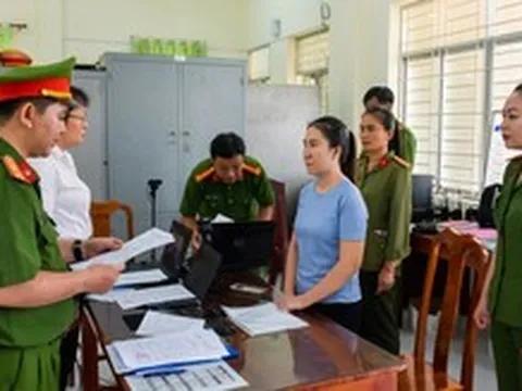 Khởi tố người phụ nữ lừa đảo hơn 14 tỉ đồng với chiêu vay tiền đáo hạn ngân hàng