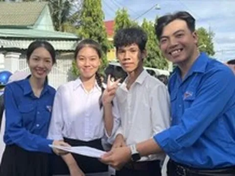 Đoàn trường kết nối tư vấn, mở cánh cửa du học cho người trẻ miền Tây