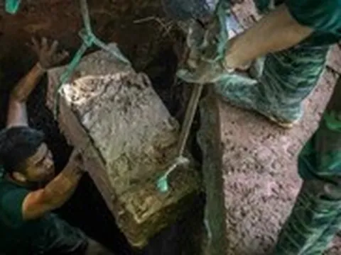 Khai quật tìm danh tính 469 liệt sĩ chống Pháp sau 70 năm tại Nghĩa trang Mai Dịch