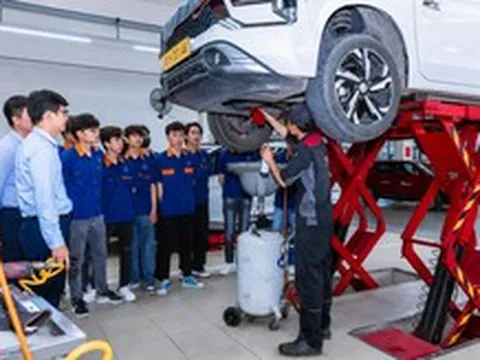 Giáo viên trung học nghề có thể dạy cả chương trình THPT và chuyên môn nghề