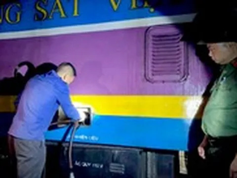 Mánh khóe 'rút ruột' hàng trăm ngàn lít dầu tàu hỏa của lái tàu và đường dây khép kín 20 người