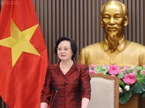 Phó thủ tướng yêu cầu quan tâm bảo vệ người cao tuổi trên không gian mạng