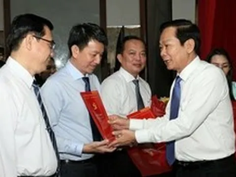 Thành ủy Cần Thơ yêu cầu triệt để khắc phục tâm lý phân biệt địa phương mới cũ