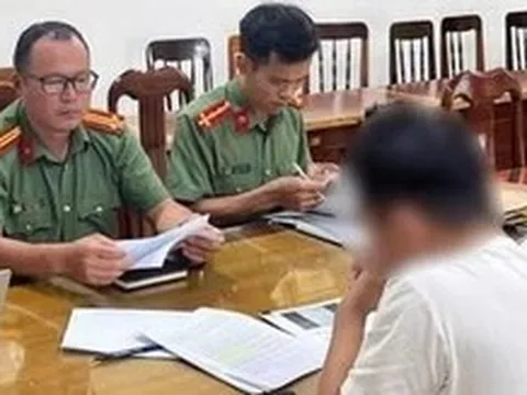 Vụ trình diễn bikini trước mặt học sinh: Phạt đơn vị tổ chức Hoa hậu Du lịch Bản sắc Việt Nam 60 triệu đồng