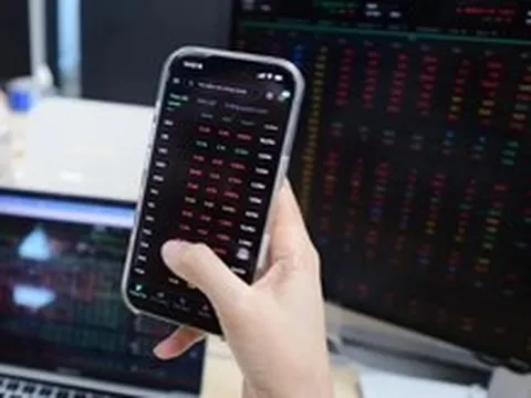 Chứng khoán 19-8: Dầu khí hút tiền, VN-Index có vượt được vùng 1.750 điểm?
